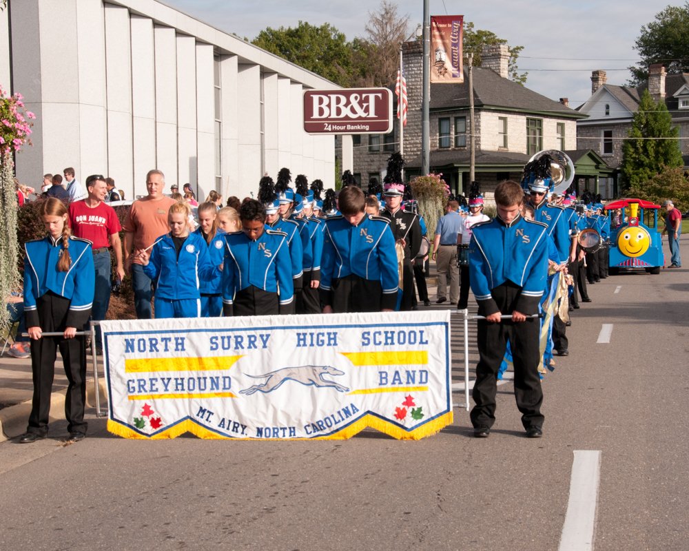 parade14092490.jpg