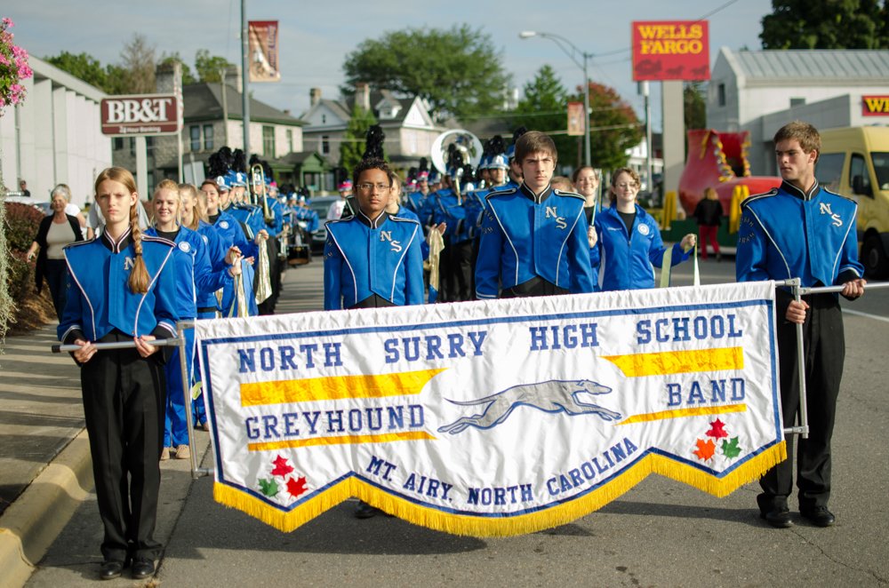 parade14094038.jpg