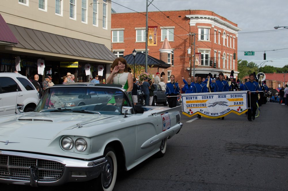 parade14094052.jpg