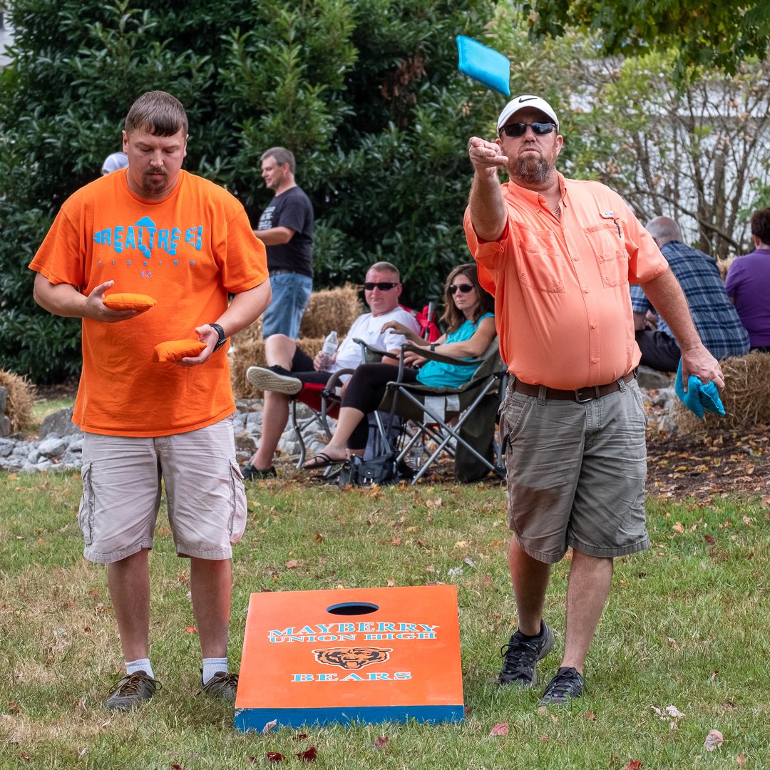 cornhole19094.jpg