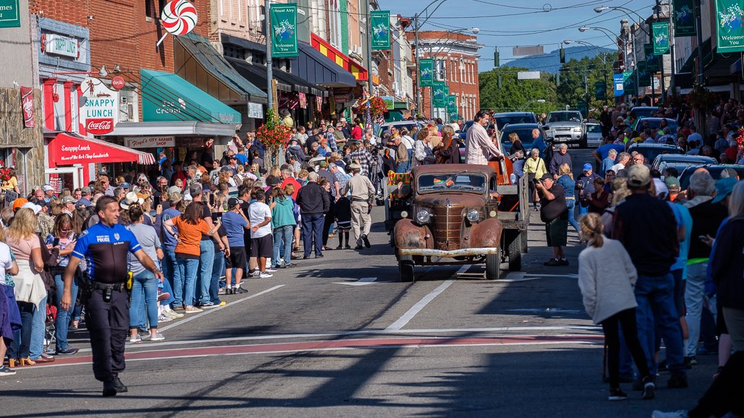 mayberrydaysparade2209114.jpg