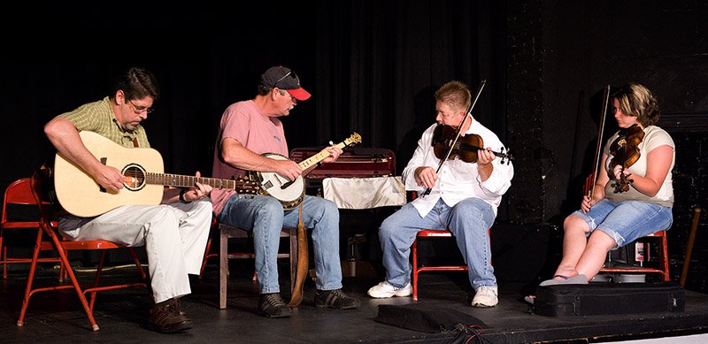 fiddlers04923.jpg