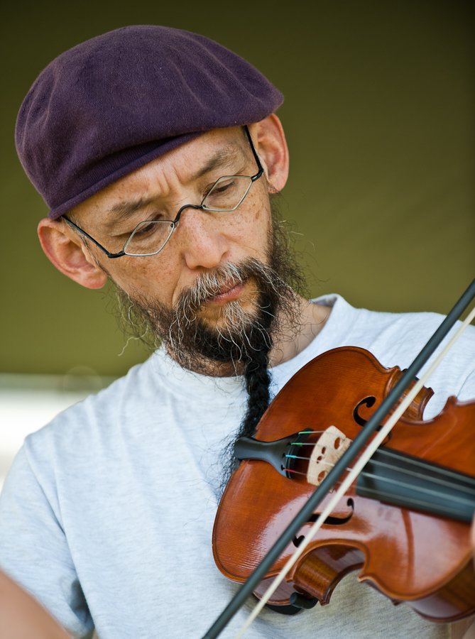 fiddle06119636.jpg