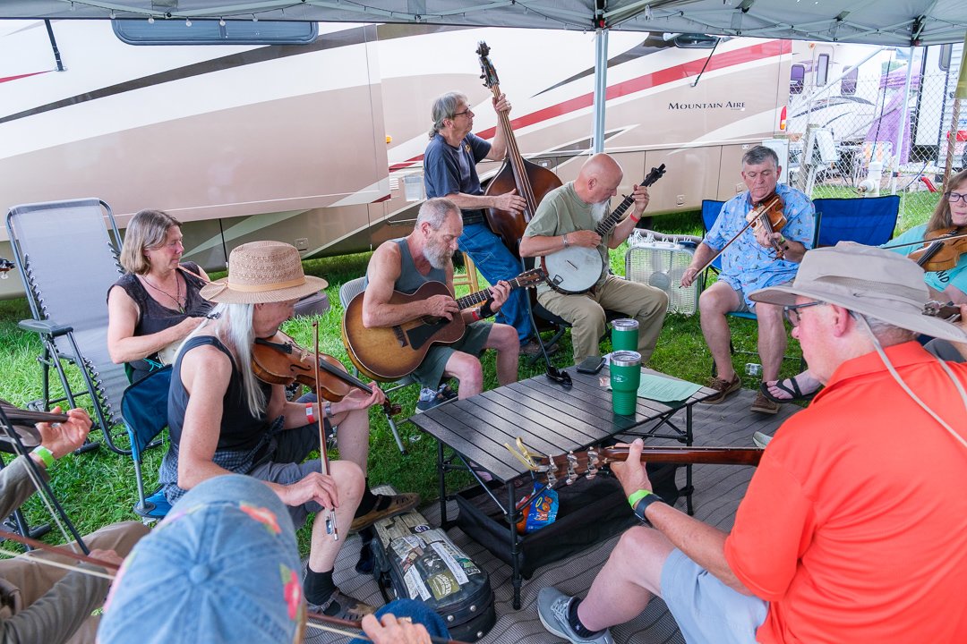 fiddlersconvention250660.jpg