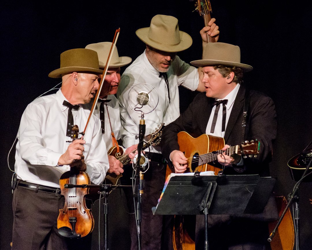 earlsofleicester18020619.jpg