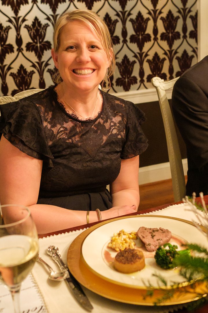 artsdinner221292.jpg