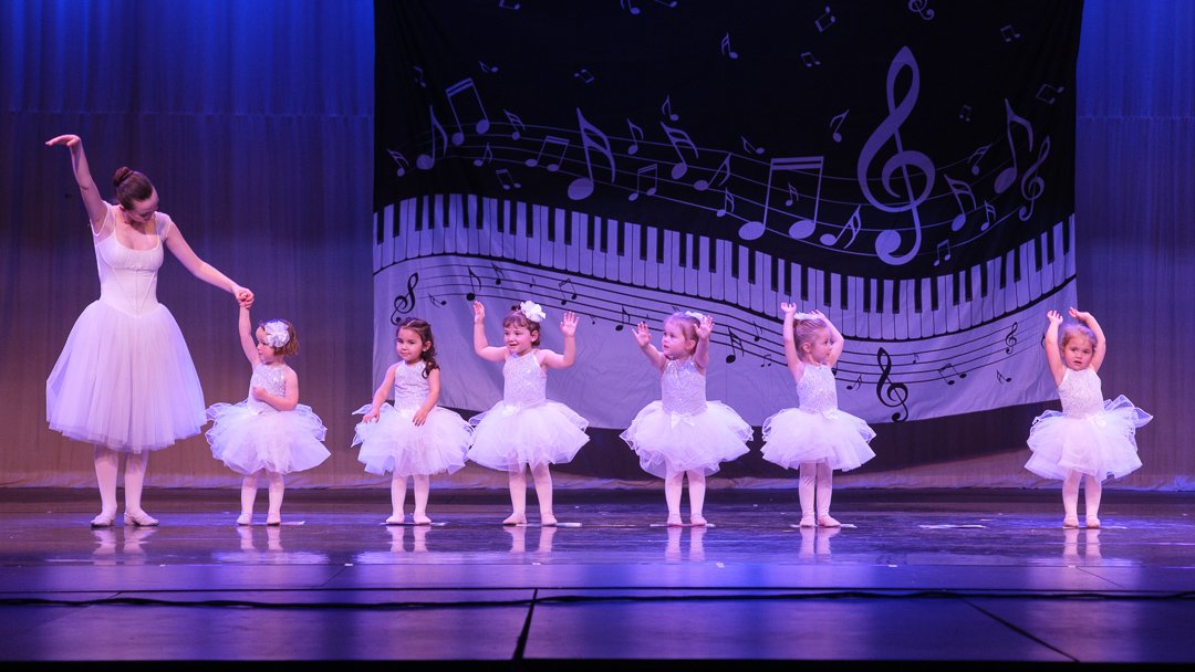 dance25051.jpg