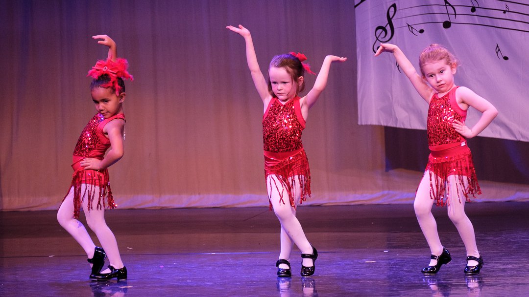 dance2505114.jpg