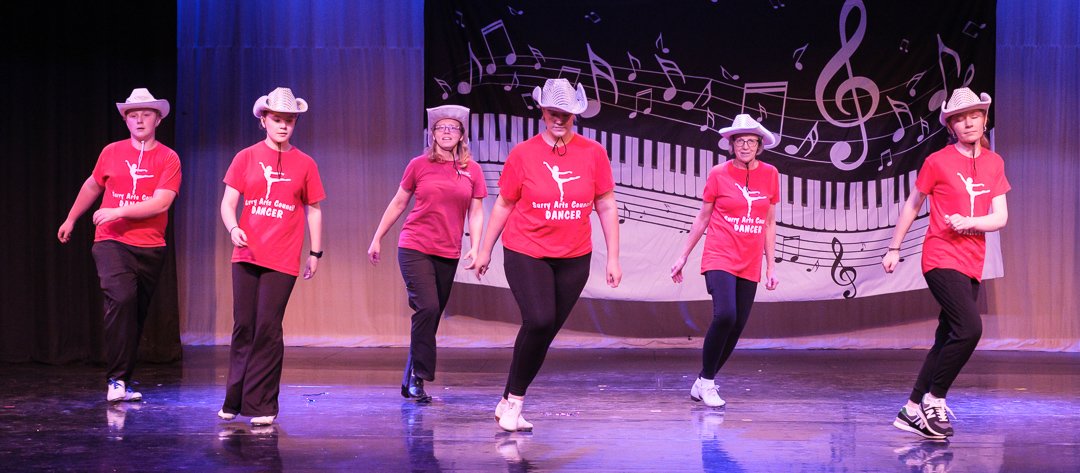 dance2505186.jpg