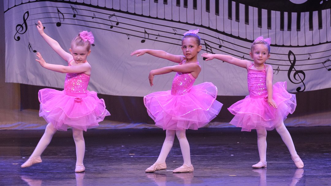 dance250534.jpg